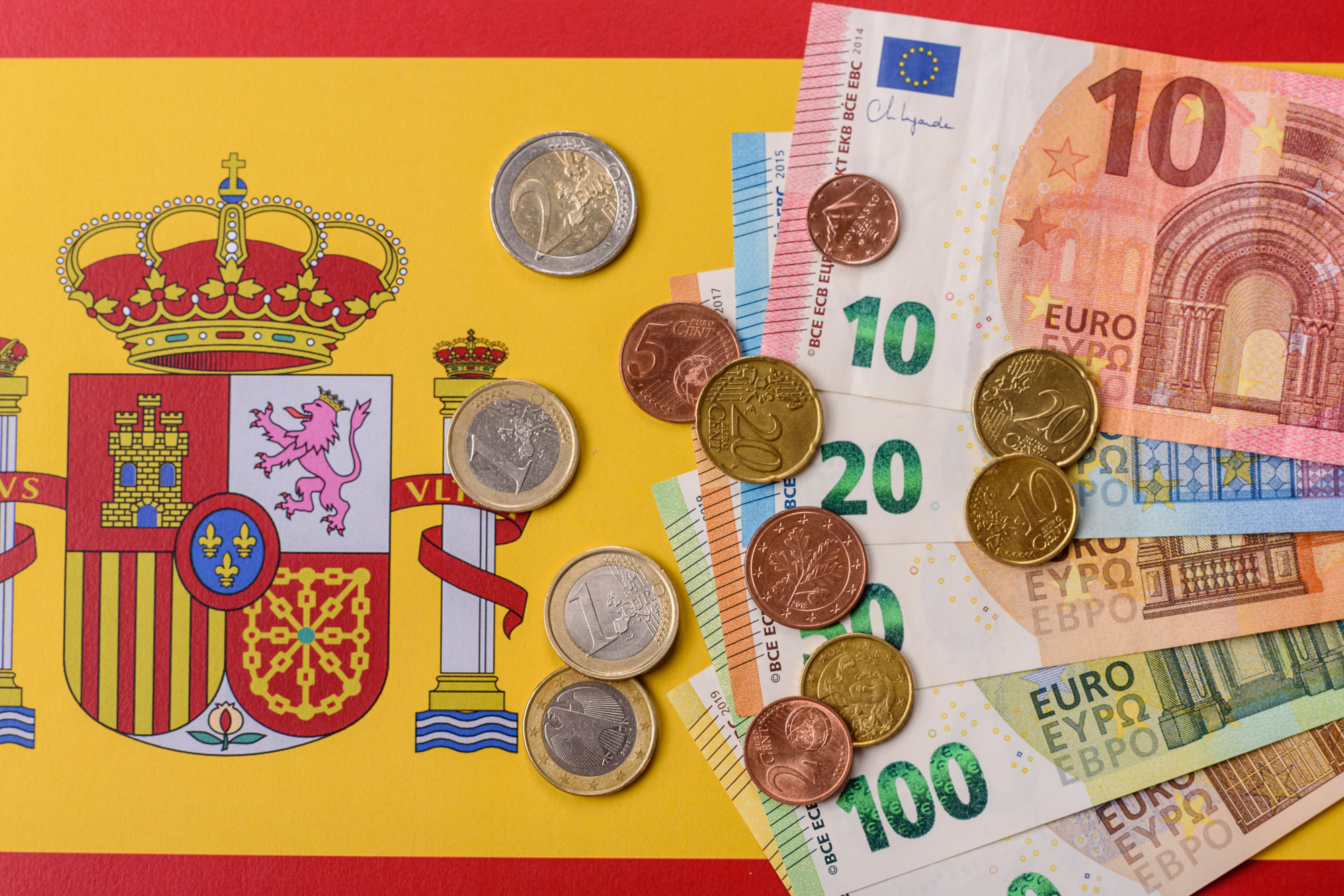 スペイン　お金